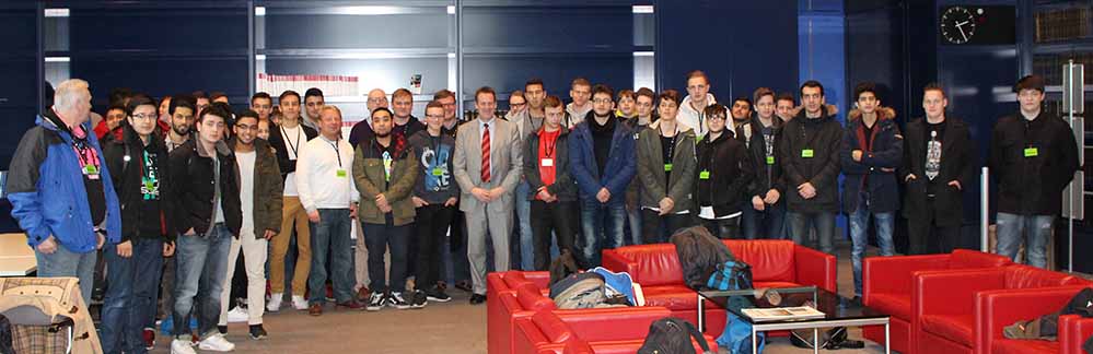 SchülerInnen des Leopold-Hoesch-Berufskolleg waren im Bundestag zu Gast.