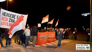 Neonazis demonstrierten in Oestrich und Mengede gegen die Unterbringung von Flüchtlingen.