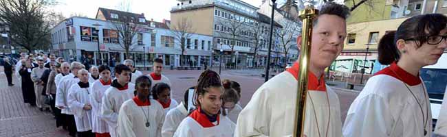 Mit einer Festmesse hat die katholische Kirche die Gründung der Nordstadt-Großpfarrei Heilige Dreikönige gefeiert.