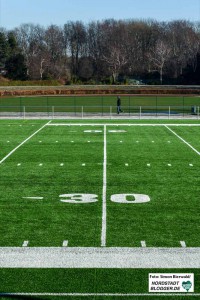 Das American Football-Feld nimmt Gestalt an. Allerdings sind die Anlagen nicht wie versprochen zugänglich.