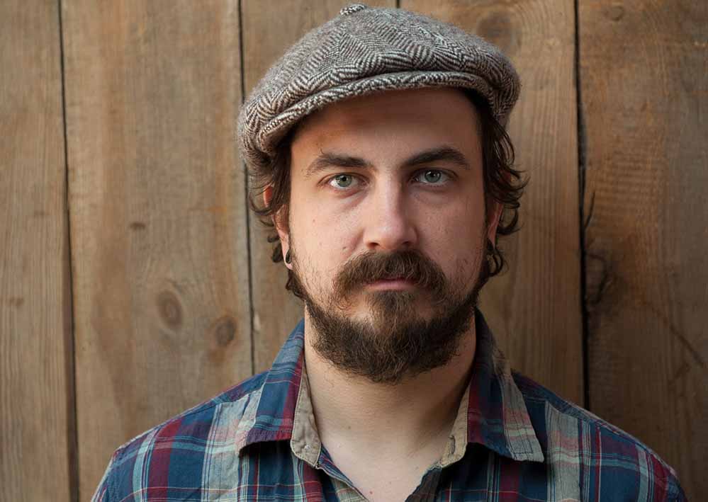 Der Dortmunder Songwriter Hannes Weyland tritt auf. Bild: Heike Günther