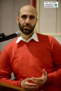 Ahmad Mansour hielt einen Vortrag in der AGNRW. Das Thema: Antisemitismus unter Muslimen - Woher kommt der Hass?