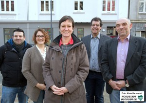 Quartiersmanagerin Heike Schulz verlässt nach zehn Jahren die Nordstadt. Heike Schulz mit dem Quartiersmanagement Nordstadt. V. l.: Devrim Ozan, Jana Heger, Heike Schulz, Martin Gansau und Veit Hohfeld, Stadteilschule e.V.