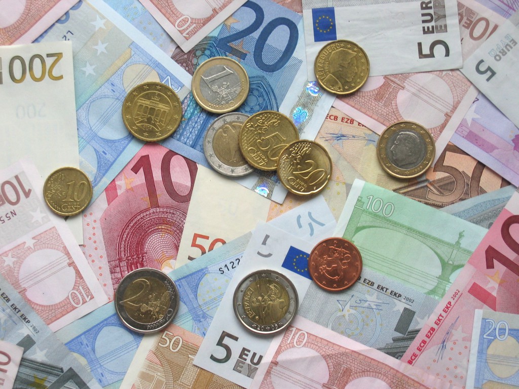 Geldscheine und Münzen der Euro-Zone