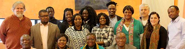 Die ghanaische Botschafterin Akua Sena Dansua informierte sich im Stellenpark über das Projekt „JAID - Junge Afrikaner In Dortmund“.