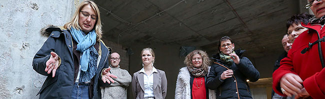 Mitglieder der SPD-Fraktion im Kulturausschuss machen sich Bild vom Stand der Bauarbeiten im Naturkundemuseum. Museumsdirektorin Dr. Dr. Elke Möllmann