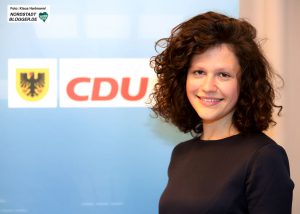 Wahlkreisvertreterversammlungen zur Aufstellung der CDU-Kandidaten für die Landtagswahl 2017 im Helmholtz-Gymnasium. Sarah Beckhoff, 113/Dortmund III