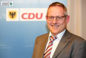 Wahlkreisvertreterversammlungen zur Aufstellung der CDU-Kandidaten für die Landtagswahl 2017 im Helmholtz-Gymnasium. Uwe Wallrabe, 111/Dortmund II