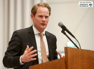 Wahlkreisvertreterversammlungen zur Aufstellung der CDU-Kandidaten für die Landtagswahl 2017 im Helmholtz-Gymnasium. Steffen Kanitz, MdB