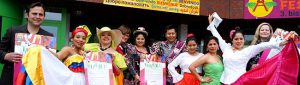Über 20 Ländergruppen zeigen am 21.Mai ihre traditionellen Tänze im Keuning-Haus. Foto: Leonie Krzistetzko