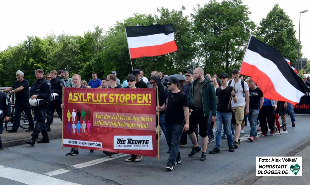 Rund 900 Neonazis aus Deutschland und dem EU-Ausland kamen nach Dortmund. Foto: Alex Völkel