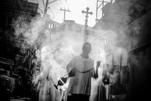Der Glaube ist wichtig im Armenviertel. Foto: Cello Ferreira- „Foto Clubes Alemao“