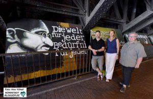 Marc Suski mit Susanne Linnebach und Petra M. Paplewsky von der Stadterneuerung.