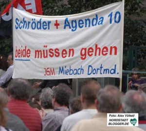 Zahlreiche Gruppen und Organisationen beteiligten sich vor 14 Jahren an den Montagsdemos. Archivbild: Alex Völkel