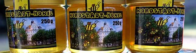 Ein gelungenes Etikett für den Nordstadt-Honig: mit Borsigplatz und den schwarz-gelben Bienen.