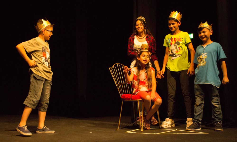 Eröffnung des 3. Roma-Kulturfestivals Djelem Djelem im Depot. Foto: Clara Pingel