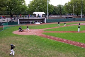 Wo einst die Radfahrer um Punkte kämpften, sind heute die Baseballer am Ball.