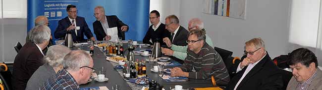 Vertreter der CDU-Ratsfraktion sowie Mitglieder aus den Bezirksfraktionen waren bei der Hafen AG zu Gast.