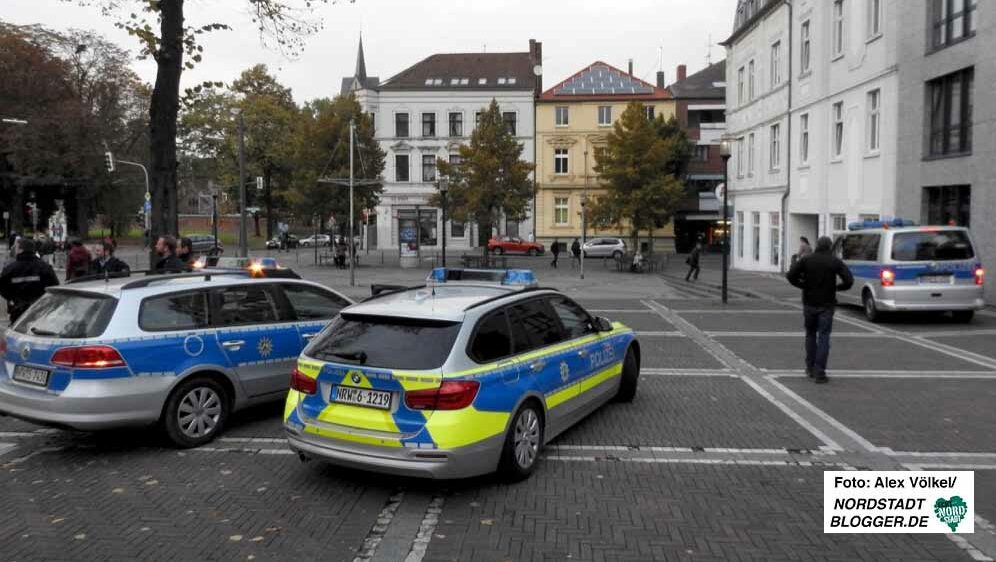 Mit einem Präsenzkonzept hat die Polizei ihren Druck auf Neonazi-Szene in Dorstfeld erhöht.