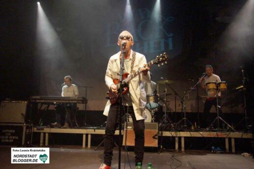 way-back-when-kakkmaddafakka-brachten-ihr-publikum-zum-tanzen