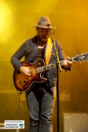 way-back-when-kurz-vor-der-trennung-die-band-augustines-spielt-ihr%0d%0a-letztes-konzert-in-dortmund