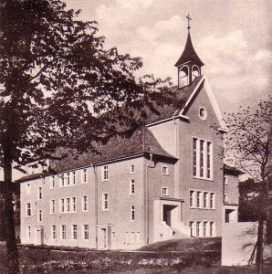 Die wiederaufgebaute Christuskirche.