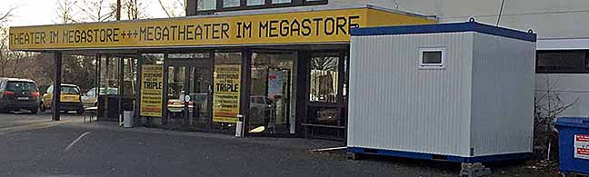 Noch bis diesen Sommer bleibt der Mega-Store in Hörde Spielstätte. Dann wird umgezogen und ab Dezember wieder am Hiltropwall gespielt.