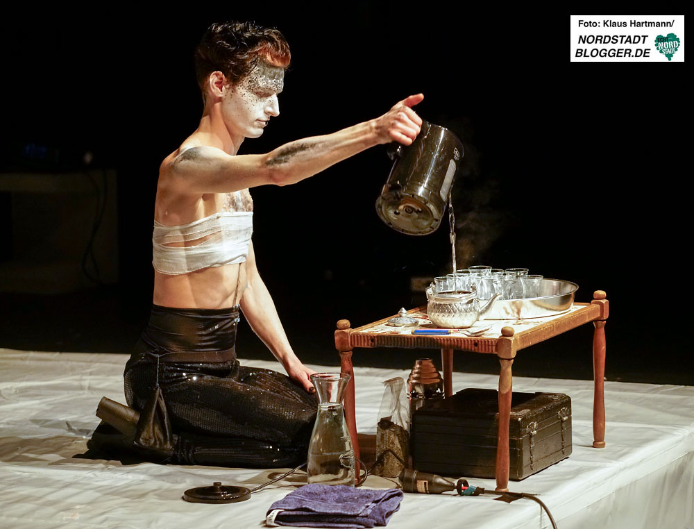 Petra Meurer Theatertage. Theater im Depot mit Anna Kpok