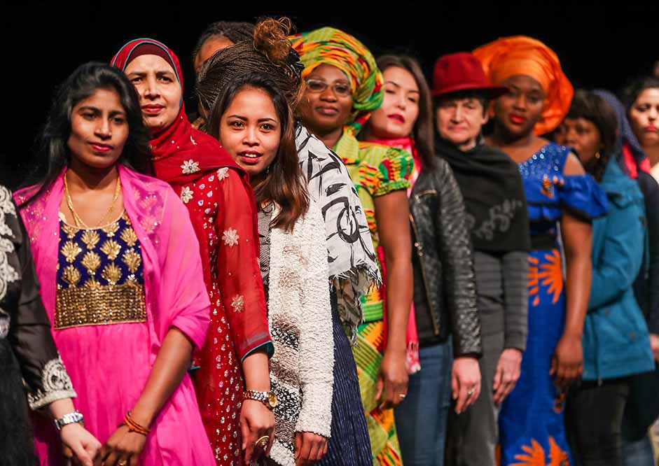 Die Frauen aus 15 Ländern haben das Stück rund um das Thema Freiheit gemeinsam entwickelt. Foto: Stefan Schütze