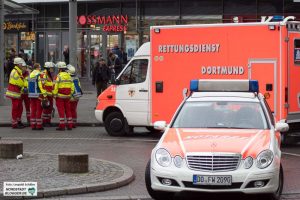 Der Betriebsunfall löste eine Großeinsatz der Rettungskräfte aus.