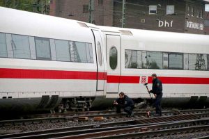 Aktuell laufen die Ermittlungen zur Unfallursache auf Hochtouren. Fotos: Tomasz Niemiec