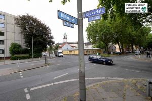 Nicht nur die Kreuzung Uhlandstraße - Rückertstraße, sondern vier weitere solchen barrierefrei werden.