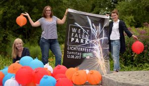 Sabine Müller, Denise Burkhardt und Nicole Hille vom Westfalenpark stellten das Lichterfest 2017 vor. Foto: Ole Steen