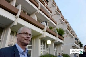 Rainer Stücker vom Mieterverein stand den Betroffenen mit Rat und Tat zur Seite.