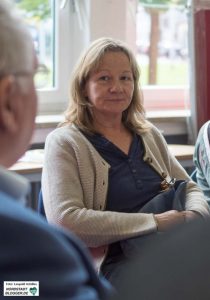 Frau Dr. Ulrike Martin erläutert Zielsetzung und Möglichkeiten des IT-Projektes Foto: Leopold Achilles