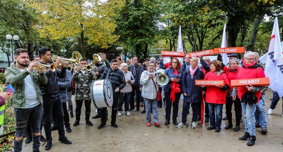 Die Demonstration für Vielfalt, Toleranz und Solidarität gegen den Antiziganismus startete auf dem Nordmarkt.