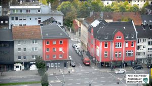 Das Gast-Haus - bzw. die beiden Häuser - an der Rheinischen Straße. Foto: Alex Völkel