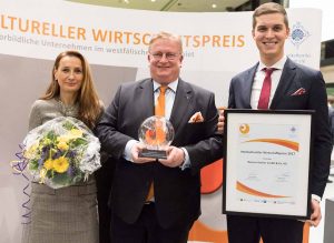 Der Geschäftsführer der Werner Kocher GmbH & Co KG nahm den Interkulturellen Wirtschaftspreis 2017 entgegen.