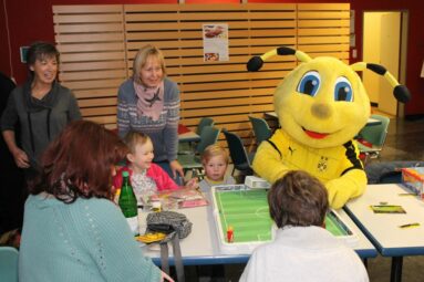 Foto: BVB - Fan- und Förderabteilung 20151201_Lesen_Kinderklinik_wh (22)