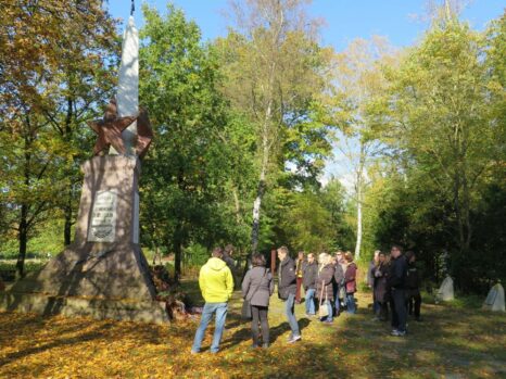 Foto: BVB - Fan- und Förderabteilung 20161023_UVB-Besuch_Stalag326 (16)