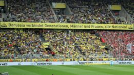 Boraussia verbindet Nationen. Männer und Frauen. Alle Nationen. Foto: Fanabteilung BVB