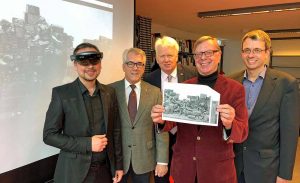 Markus Rall (viality), Wolfgang E. Weick, OB Ullrich Sierau, Gerd Kolbe (Schachverein) und Dr. Stefan Mühlhofer präsentierten die Idee. Foto: Joachim vom Brocke