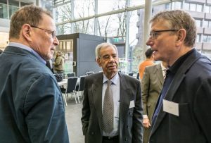 Jürgen Hoppe, Dr. Khalil Bajbouj und Jörg Armbruster im Gespräch.