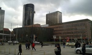 Stadt- und Landesbibliothek von Mario Botta und RWE Tower
