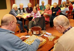 Begegnungsstätten müssen ihre Bingonachmittage anmelden.