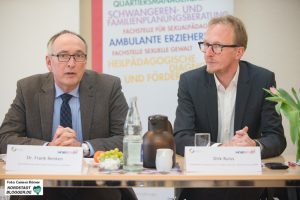 Dr. Frank Renken, Leiter des Gesundheitsamtes der Stadt Dortmund und Dirk Ruiss, Leiter der vdek Landesvertretung NRW