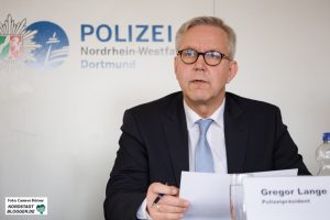 Gregor Lange, Polizeipräsident.