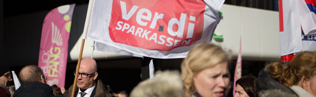 Verdi-Demo an dem Katharinen-Tor in Dortmund zwischen dem Hauptbahnhof und der Kampstraße.