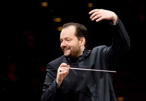 Viermal kommt Exklusivkünstler Andris Nelsons in die Brückstraße. Foto: Gert Mothes