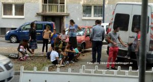 Rumänische Roma treffen aus Frankreich in der Mallinckrodtstraße ein - Neuzugänge in der Nordstadt.